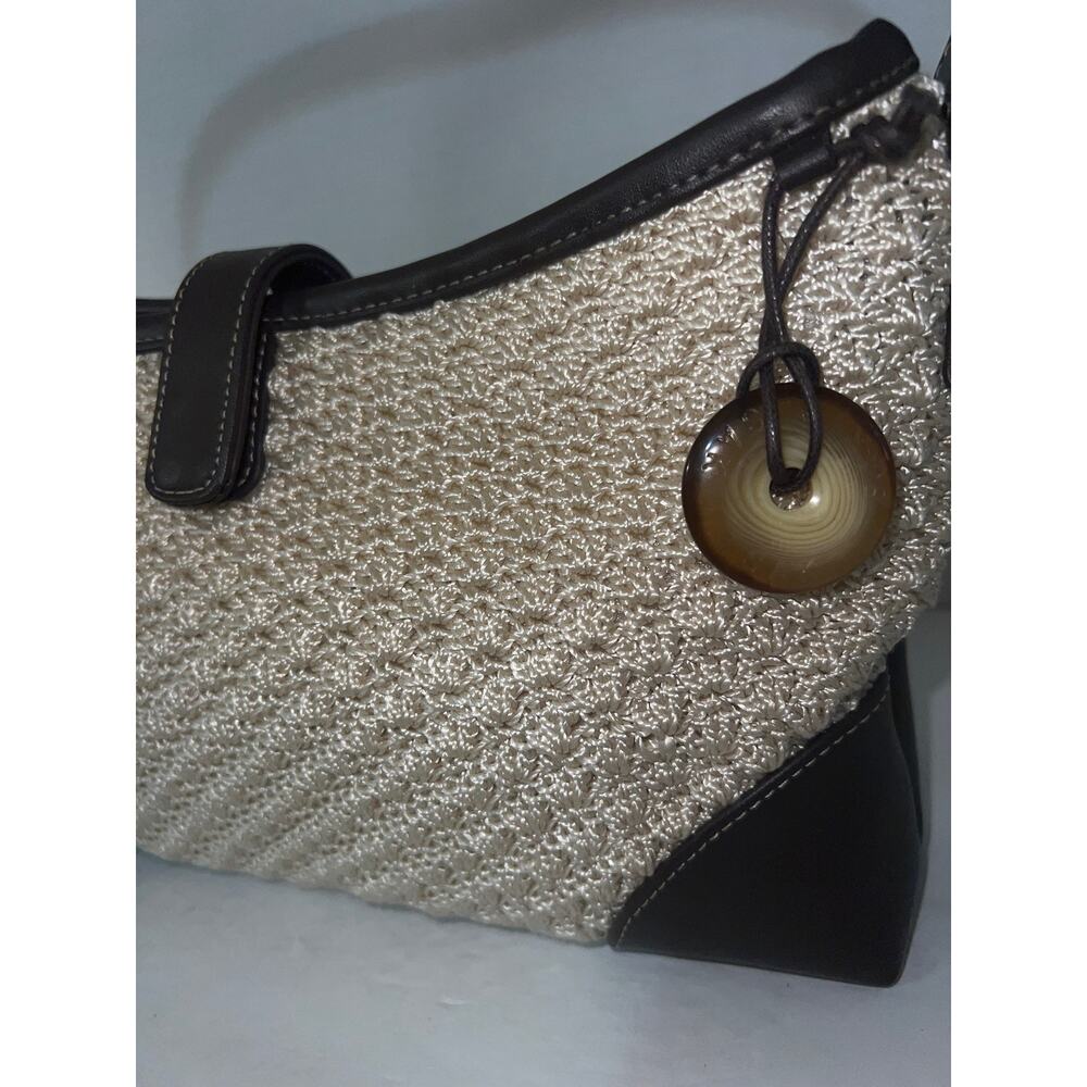 Exquisite Sak Crochet and Leather Handbag: Impeccable Condition - Picture 8 of 11